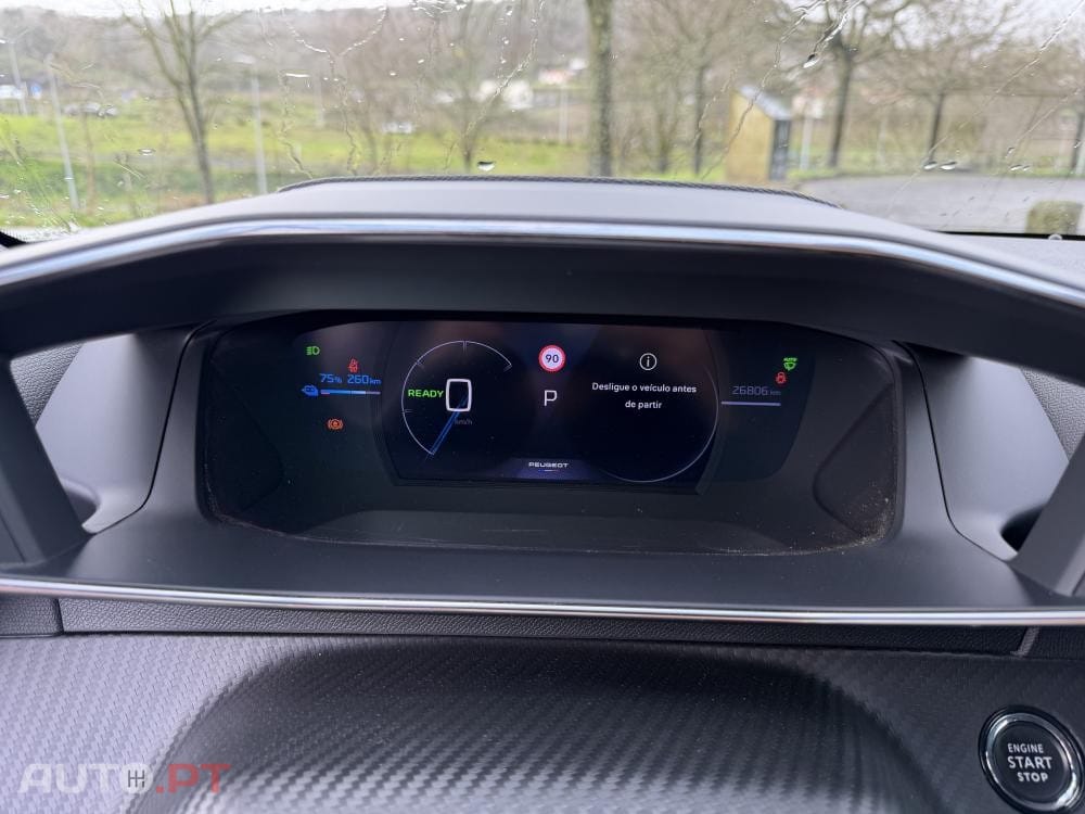 Peugeot E-2008 54 kWh GT