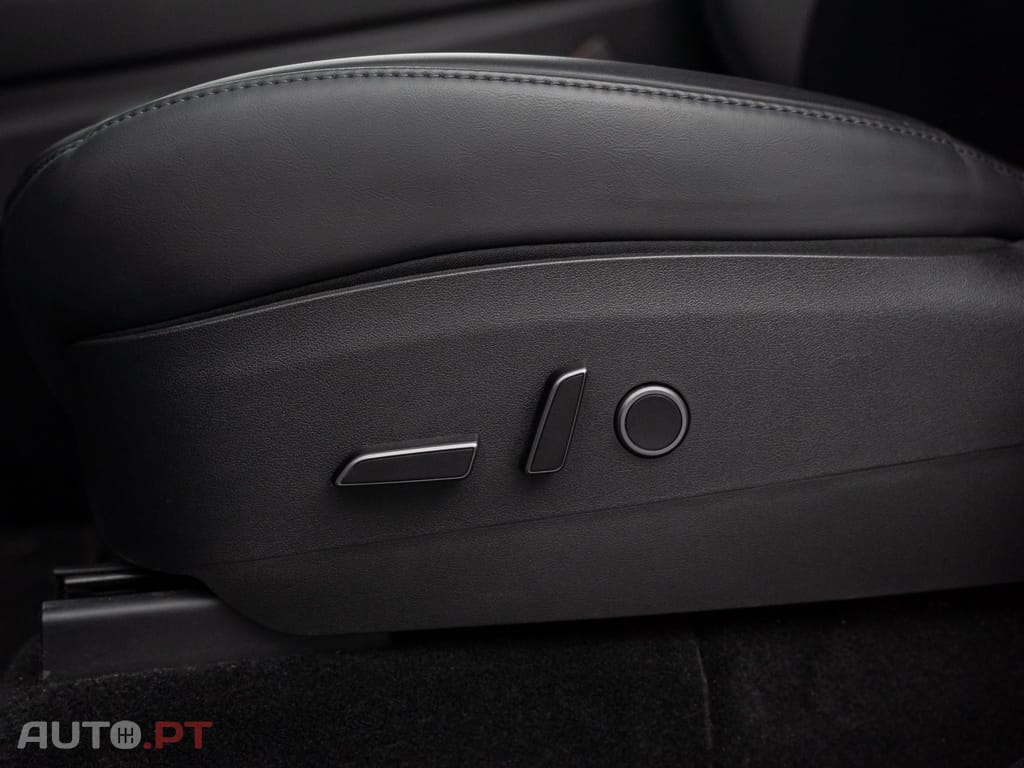 Tesla Model Y Long Range Tração Integral