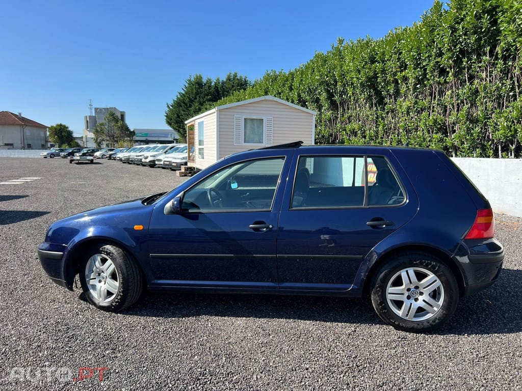 Volkswagen Golf 1.4i Confortline