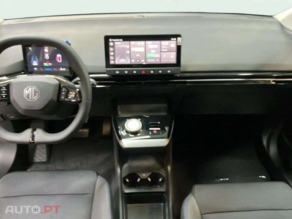 MG MG4 64 kWh Luxury