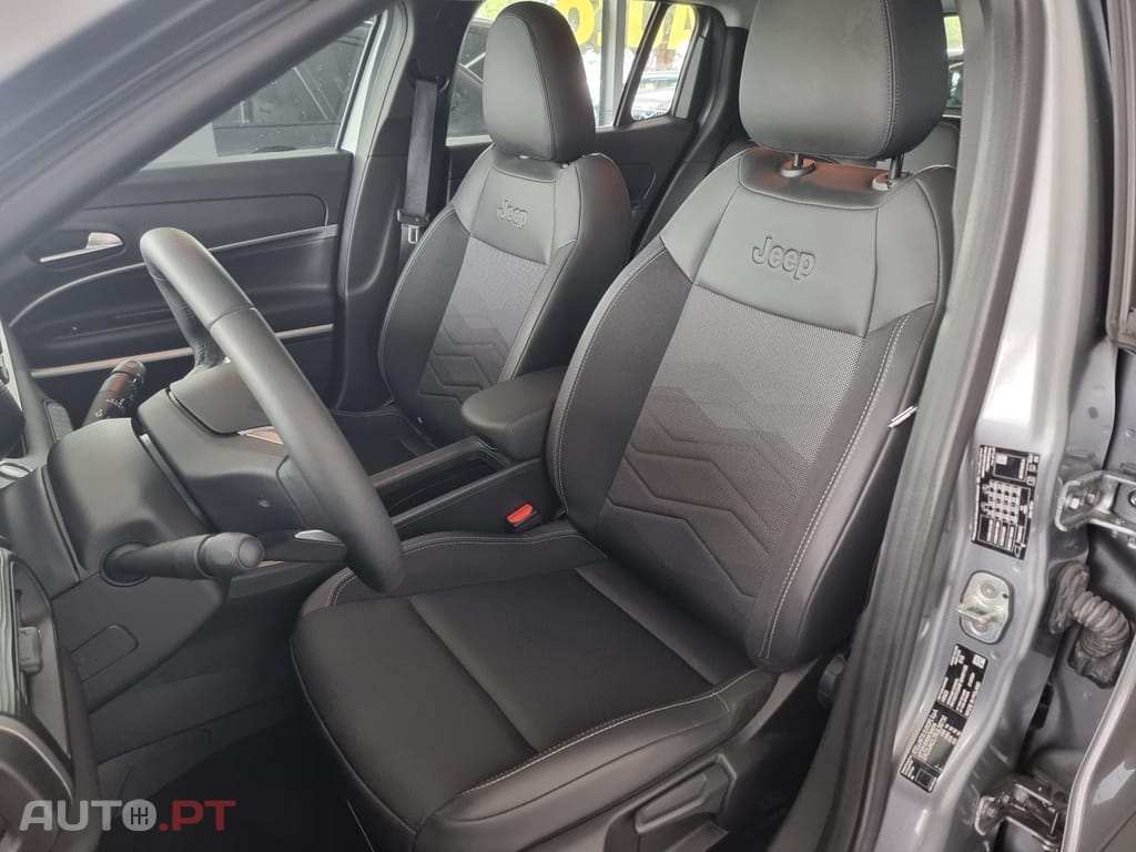 Jeep Avenger 1.2 GSE T3 Altitude