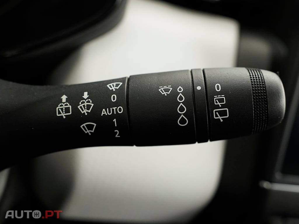 Renault Clio Clio 1.0 TCe Limited Bi-Fuel