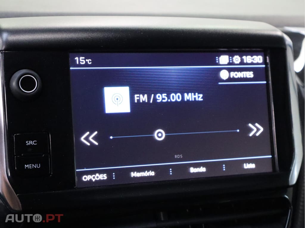 Peugeot 2008 Signature 1.5 BlueHDi 