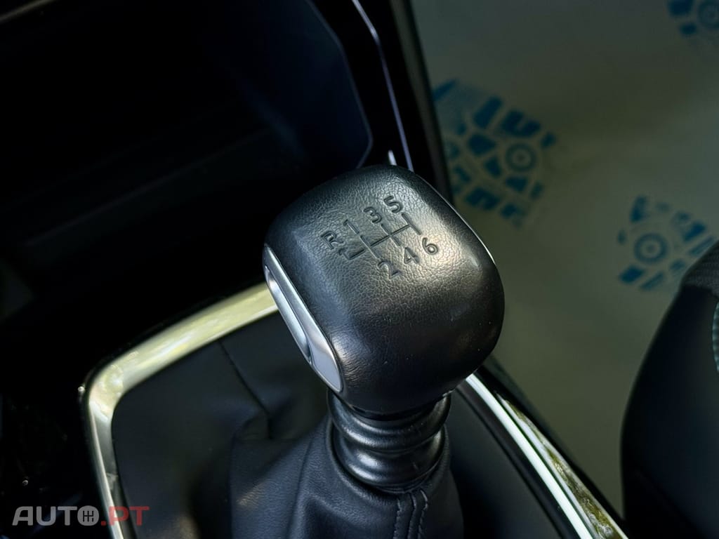 Peugeot 2008 PureTech 100 Allure