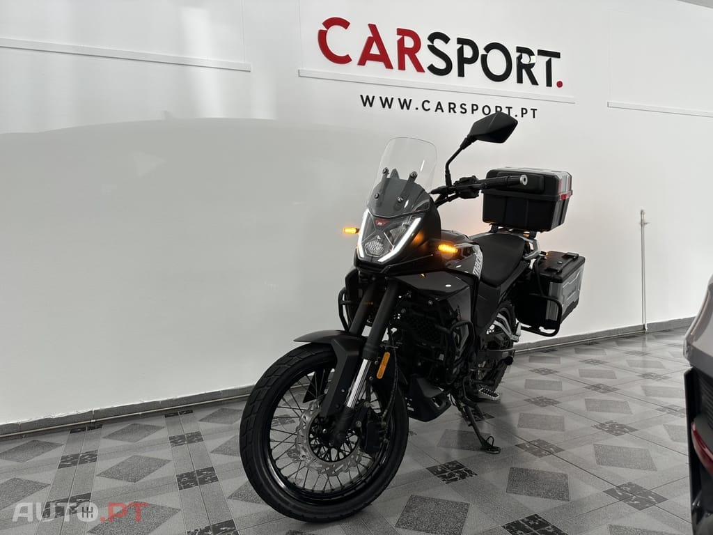 Macbor Montana XR1 125 XR1