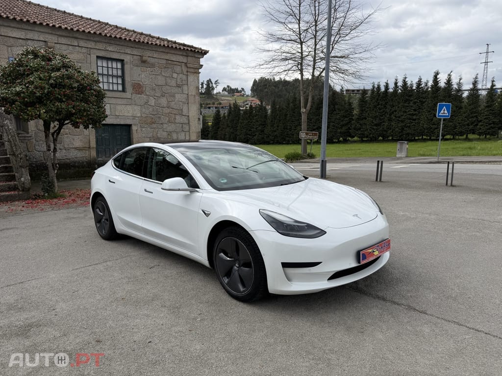 Tesla Model 3 Long Range AWD Dual Motor
