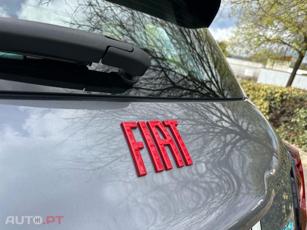 Fiat 500e 23kWh 95cv (RED)