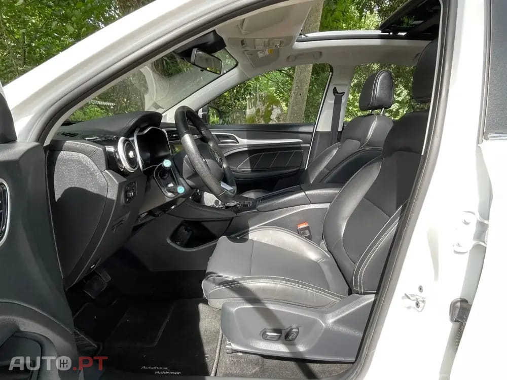 MG ZS Maximal Luxury