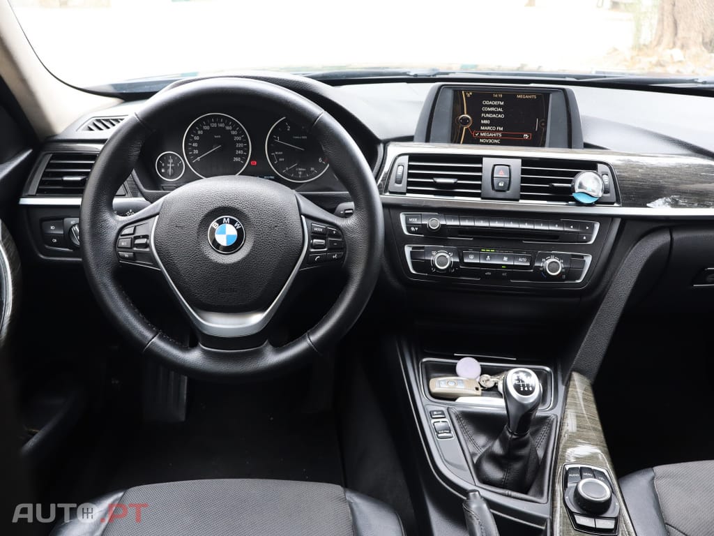 BMW 318 d Line Modern