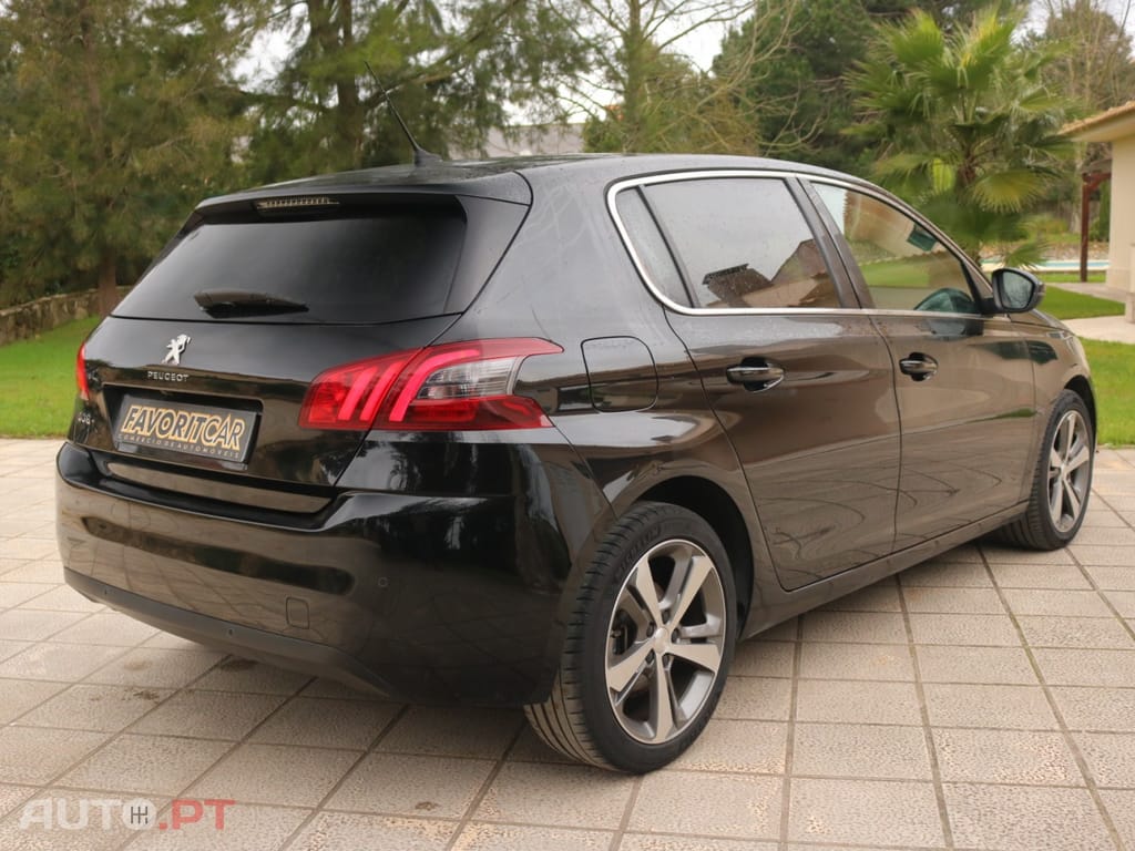 Peugeot 308 1.5 BlueHDi Allure Pack