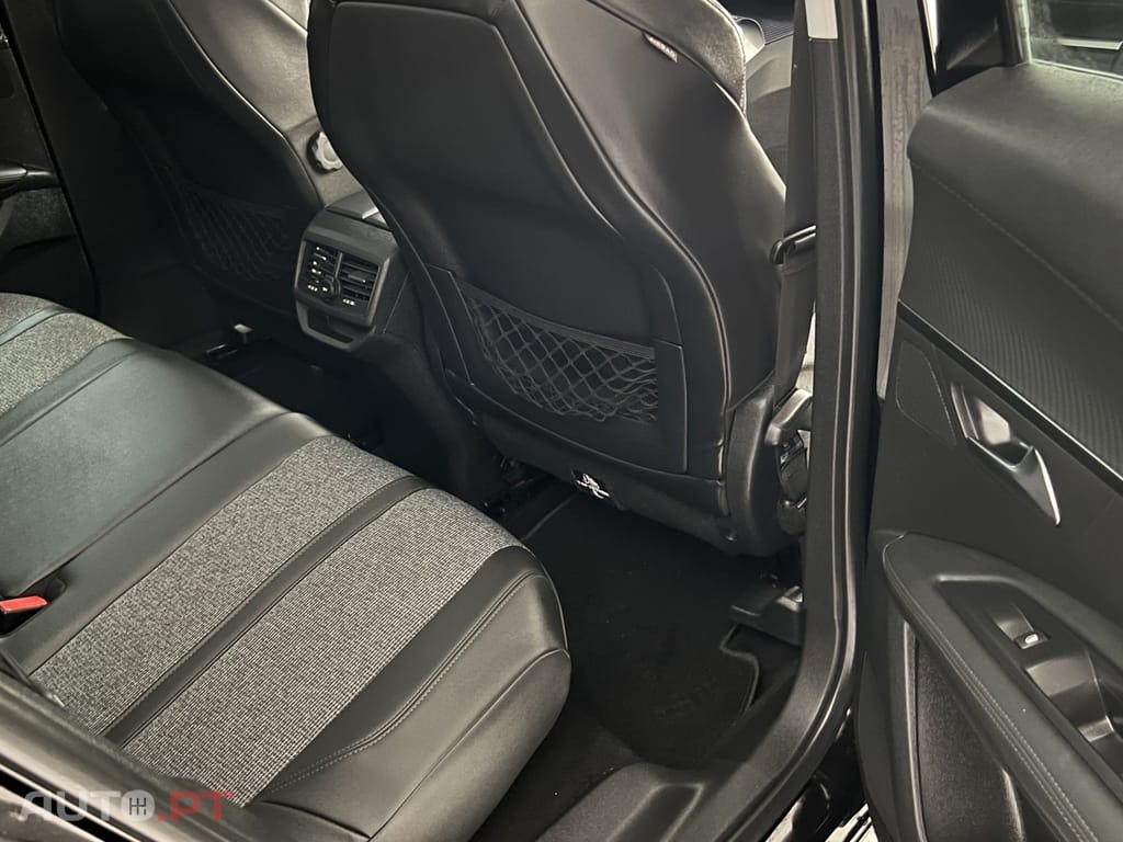 Peugeot 3008 1.2 PureTech Active Pack