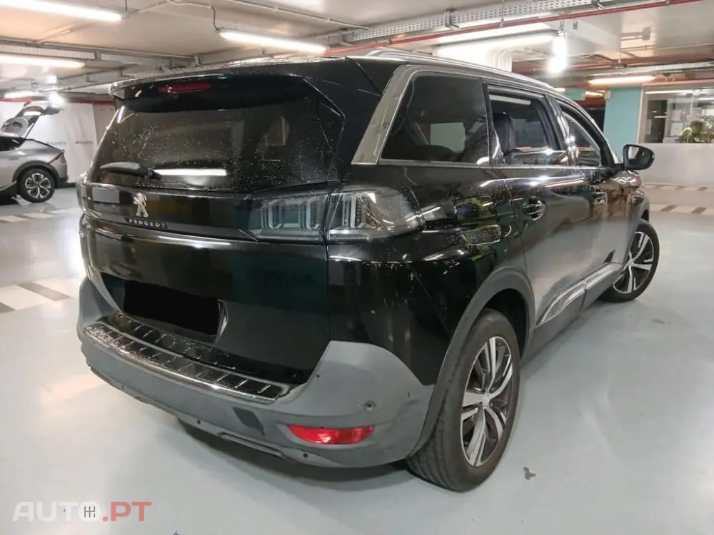 Peugeot 5008 1.5 BlueHDi Allure EAT8