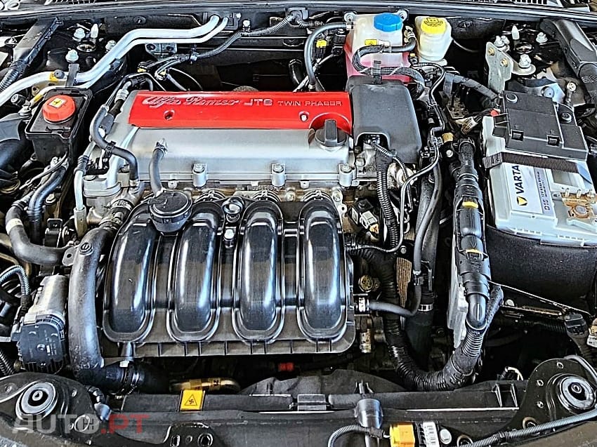 Alfa Romeo Spider 2.2 JTS 16V