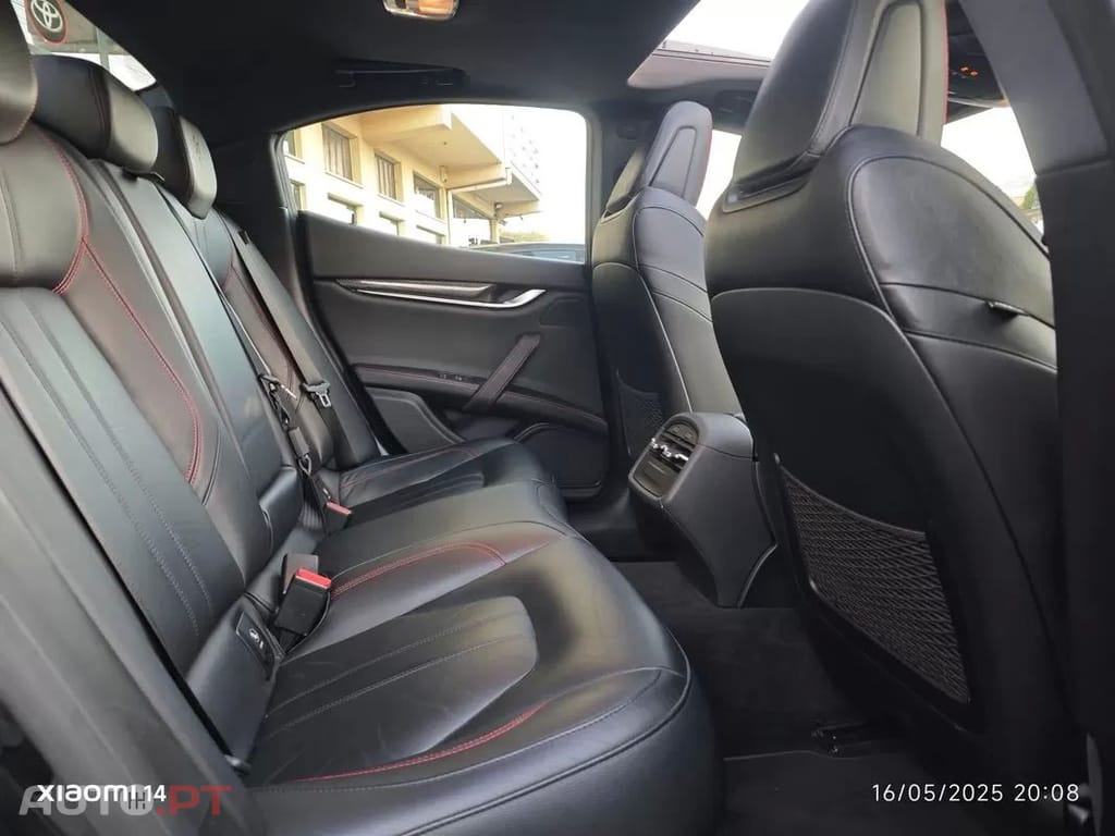 Maserati Ghibli 3.0 V6 GranLusso