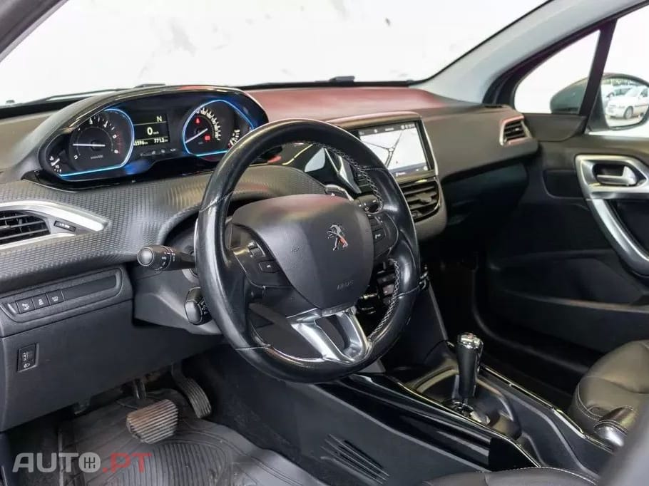 Peugeot 2008 1.6 BlueHDi EAT6 Allure