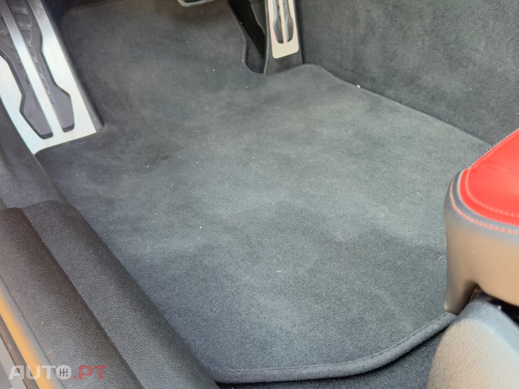 BMW M4 X-DRIVE CARBONO