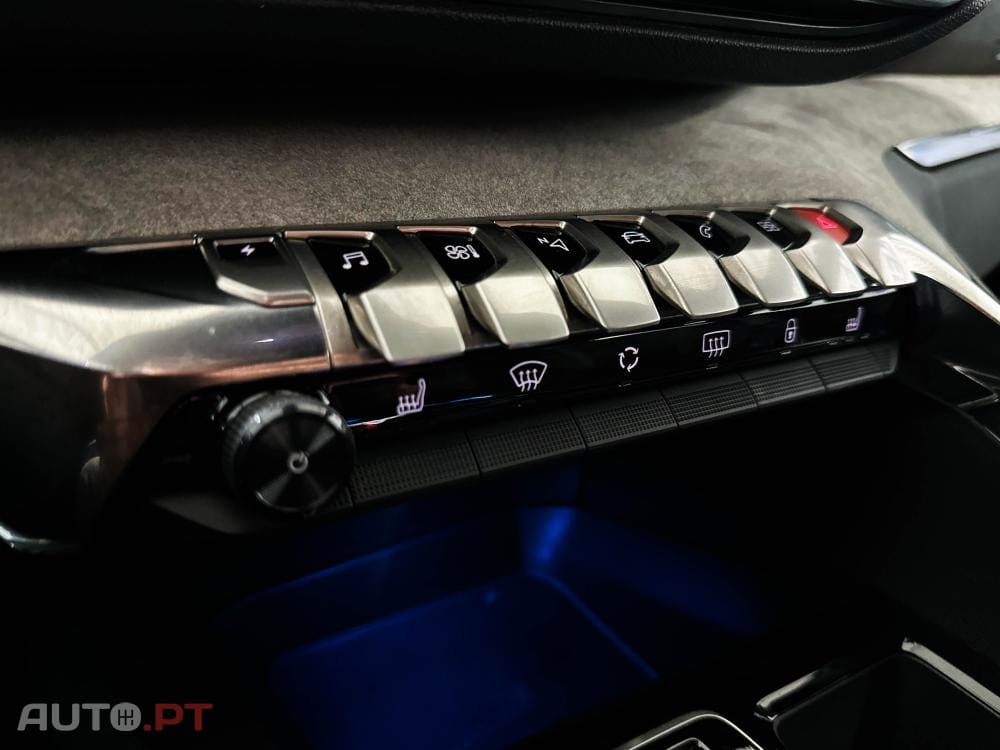 Peugeot 3008 1.6 Hybrid GT Pack e-EAT8