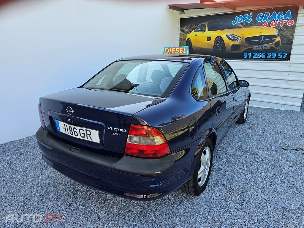 Opel Vectra 1.7 TD CD