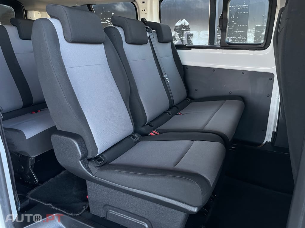 Peugeot Traveller 1.5 BlueHDi L3H1 Long