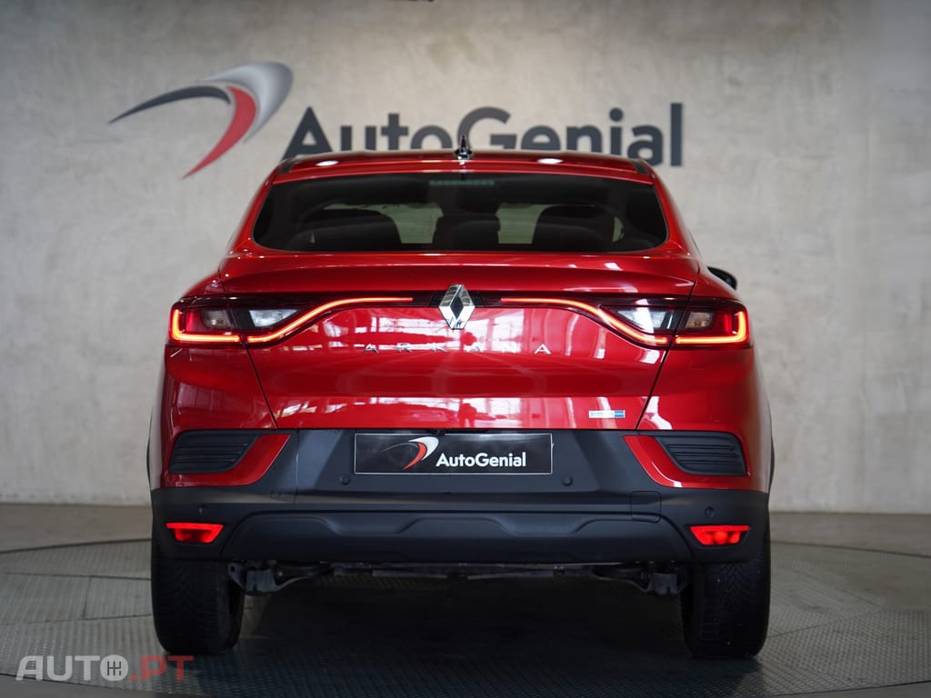 Renault Arkana 1.6 E-Tech Business