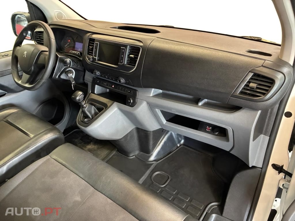 Peugeot Expert 1.5 BlueHDi Standard Premium