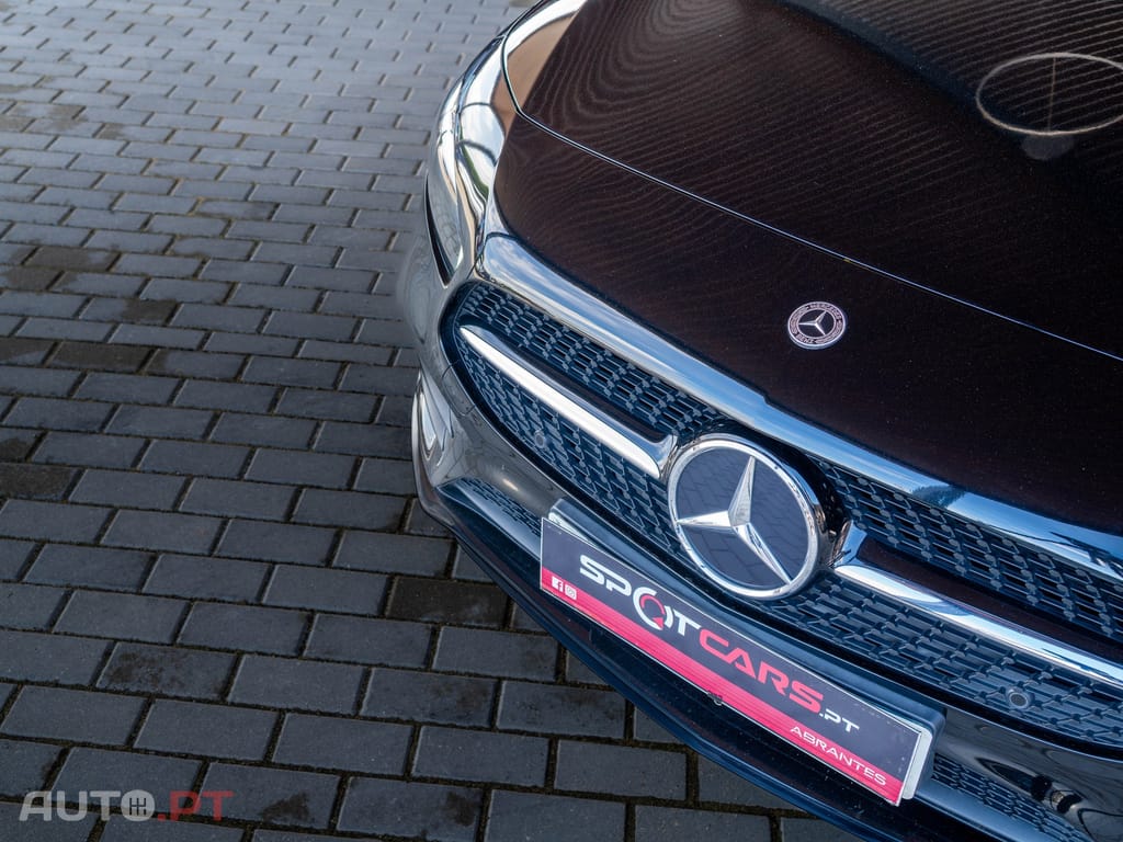 Mercedes-Benz A 250 e AMG Line