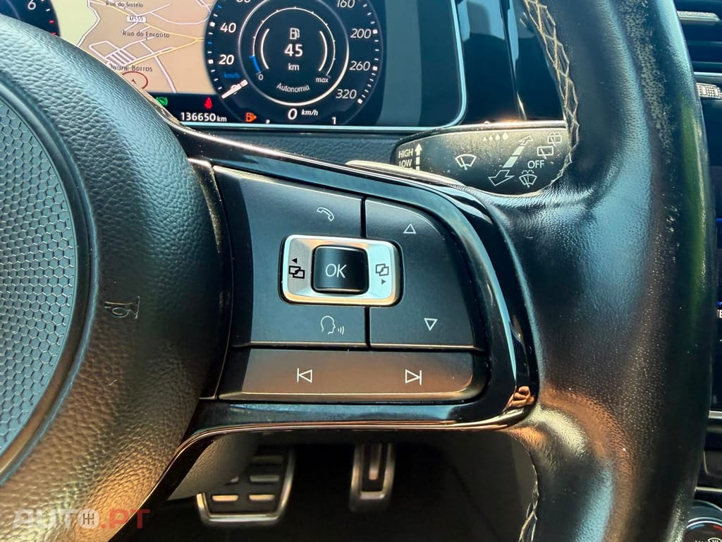 Volkswagen Golf 2.0 TSI R DSG