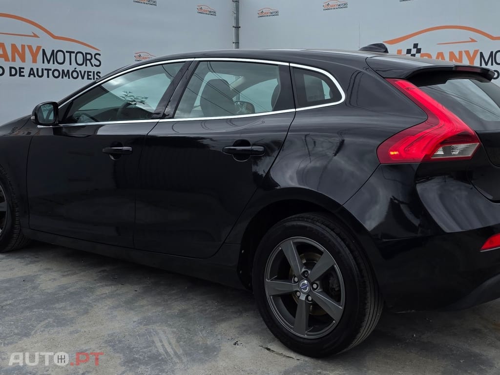 Volvo V40 1.6 D2 Momentum