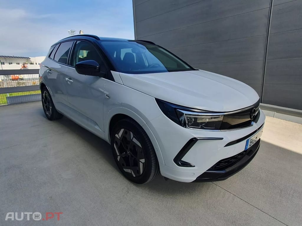 Opel Grandland (X) 1.6 T PHEV GSe