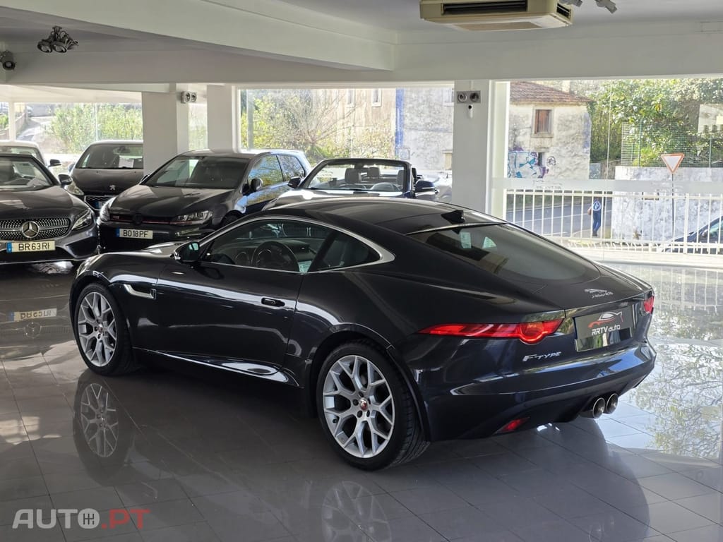 Jaguar F-Type 3.0 V6 S/C Auto