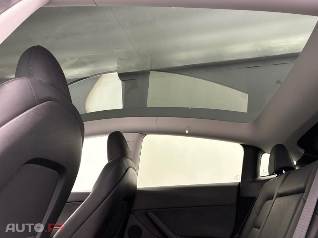 Tesla Model Y Long Range Dual Motor AWD