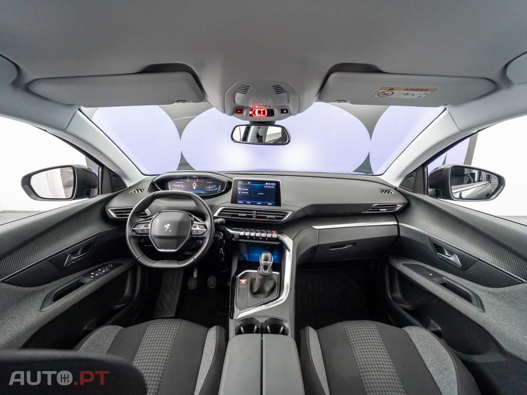Peugeot 3008 1.5 BlueHDi Active