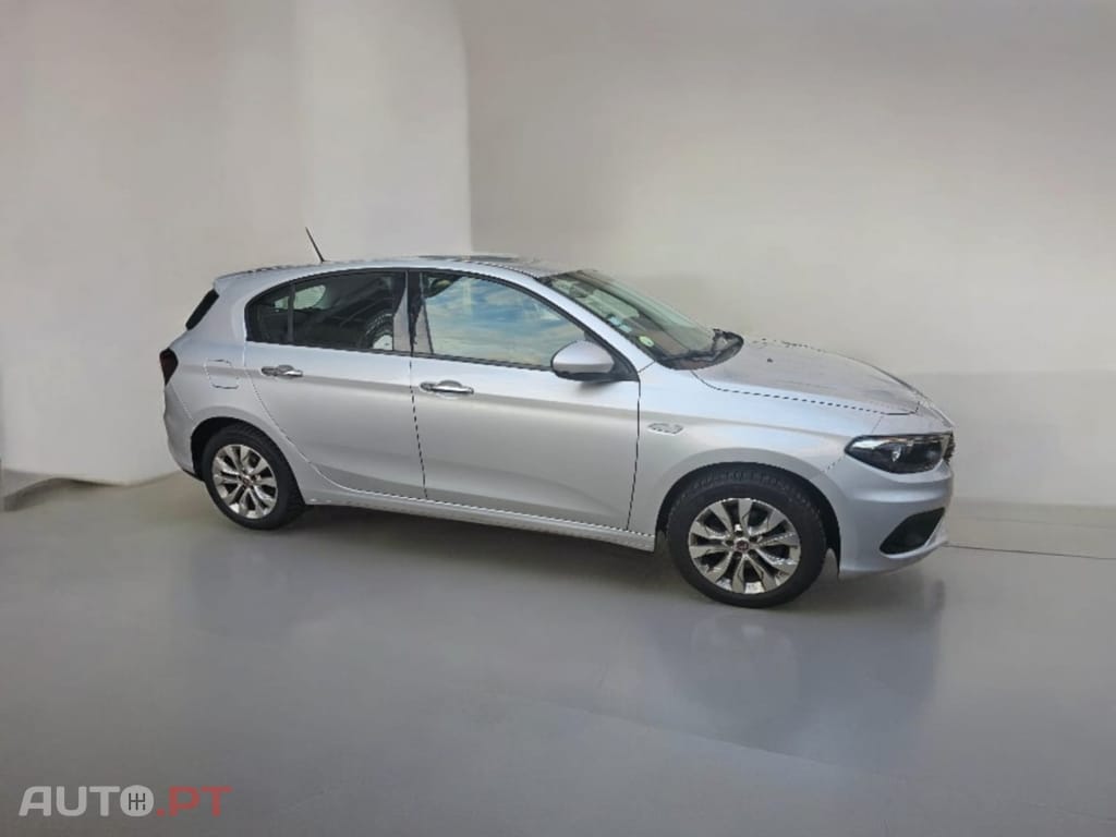 Fiat Tipo 1.6 M-Jet Lounge DCT