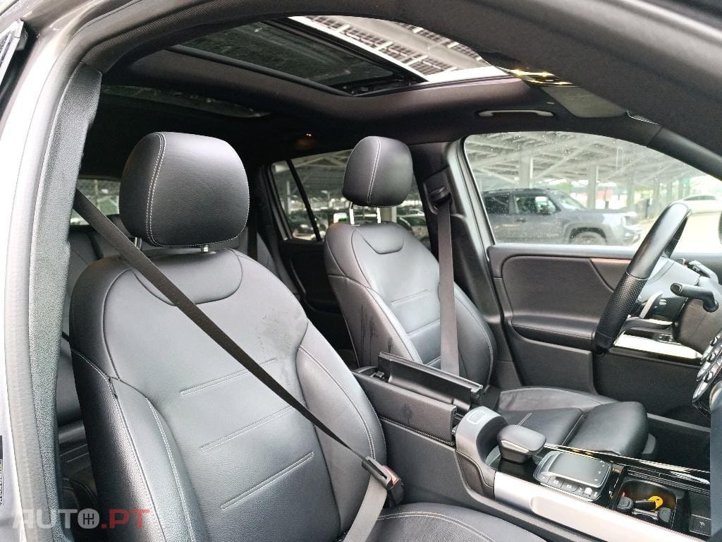 Mercedes-Benz GLB 200 d AMG Line