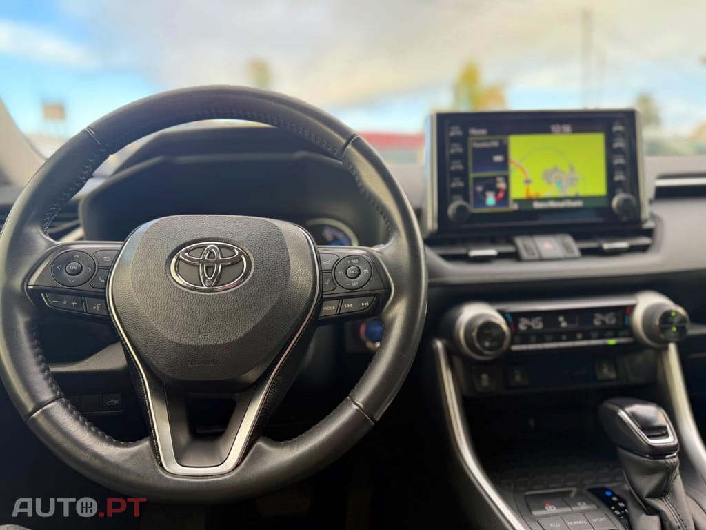 Toyota RAV4 2.5 HDF Comfort