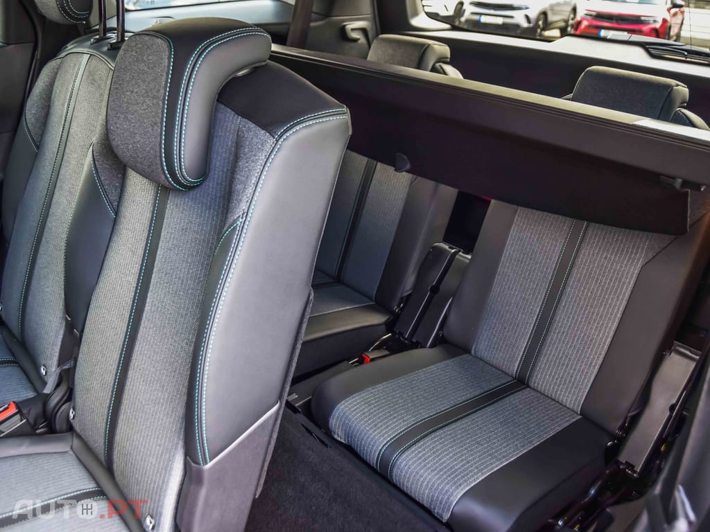 Peugeot 5008 1.5 BlueHDi Allure EAT8