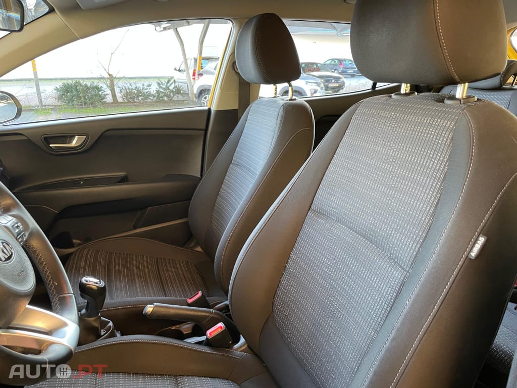 Kia Stonic 1.0 T-GDI Drive