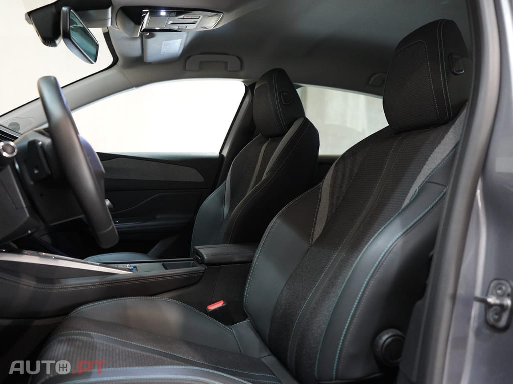 Peugeot 308 1.2 PureTech Allure EAT8