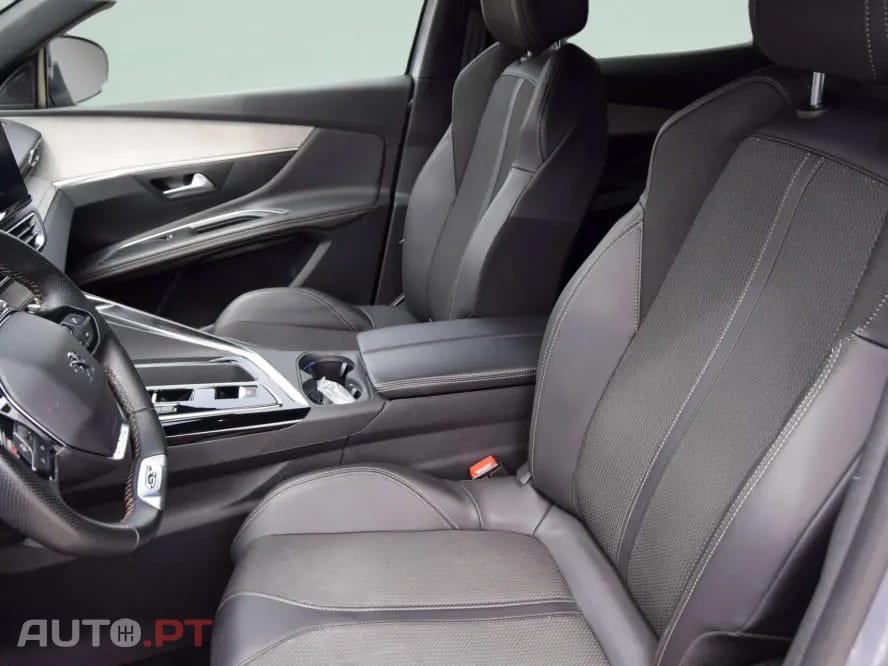 Peugeot 3008 1.6 Hybrid GT e-EAT8
