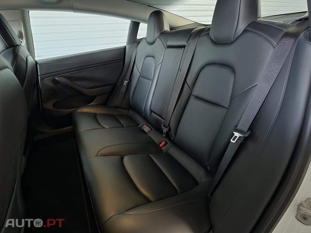 Tesla Model 3 Long Range AWD Dual Motor