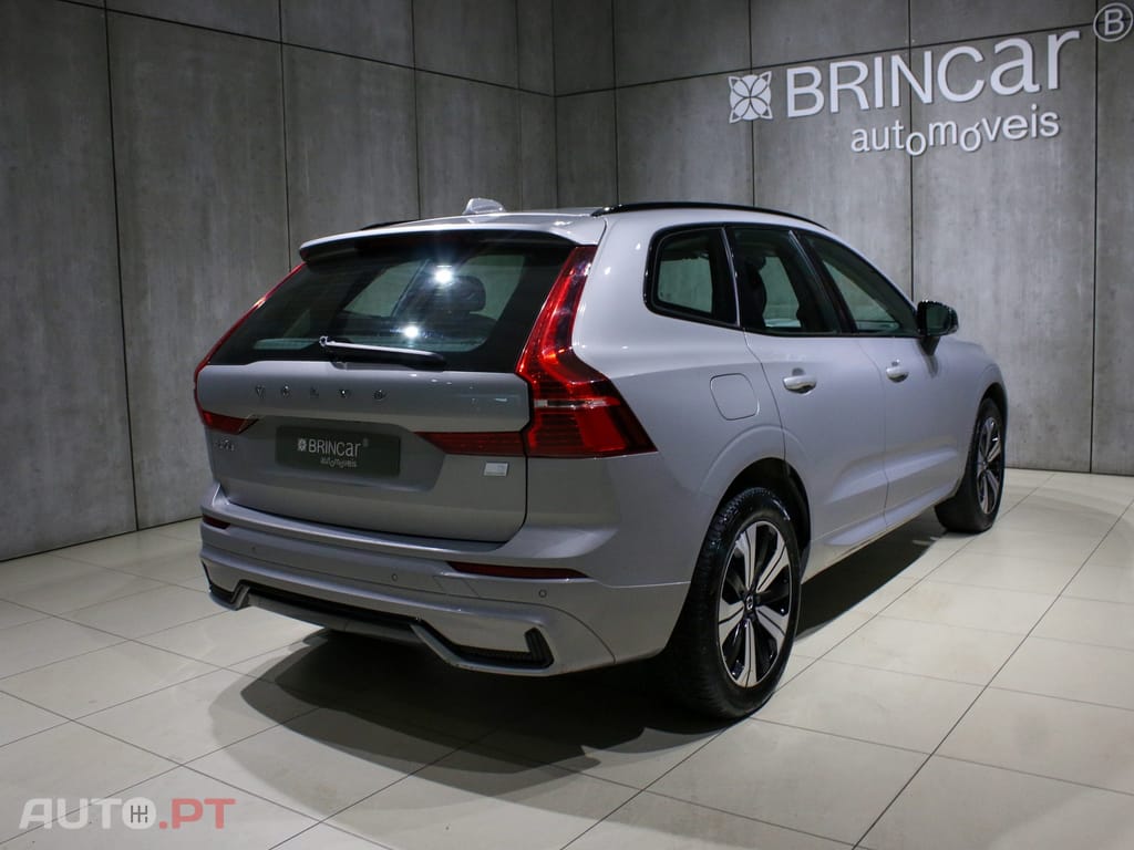 Volvo XC60 2.0 T6 PHEV Plus Dark AWD