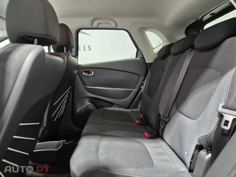 Renault Captur ENERGY TCe 120 EDC Intens