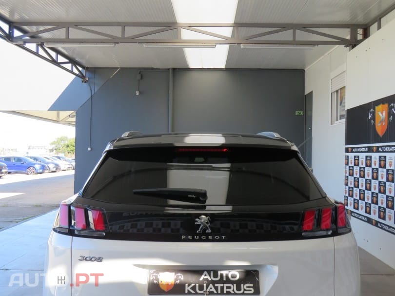 Peugeot 3008 1.5 BlueHDi Allure EAT8