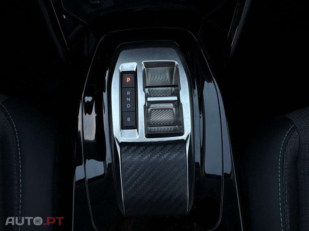 Peugeot E-208 50 kWh Allure Pack