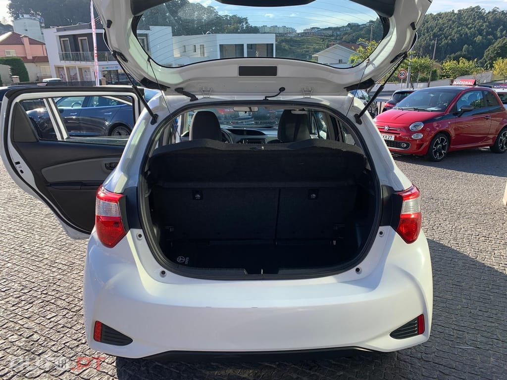 Toyota Yaris 1.0 VVT-i Active