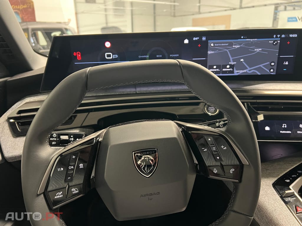 Peugeot 5008 1.2 Hybrid Allure e-DCS6
