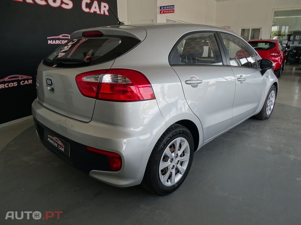 Kia Rio 1.2 CVVT LX