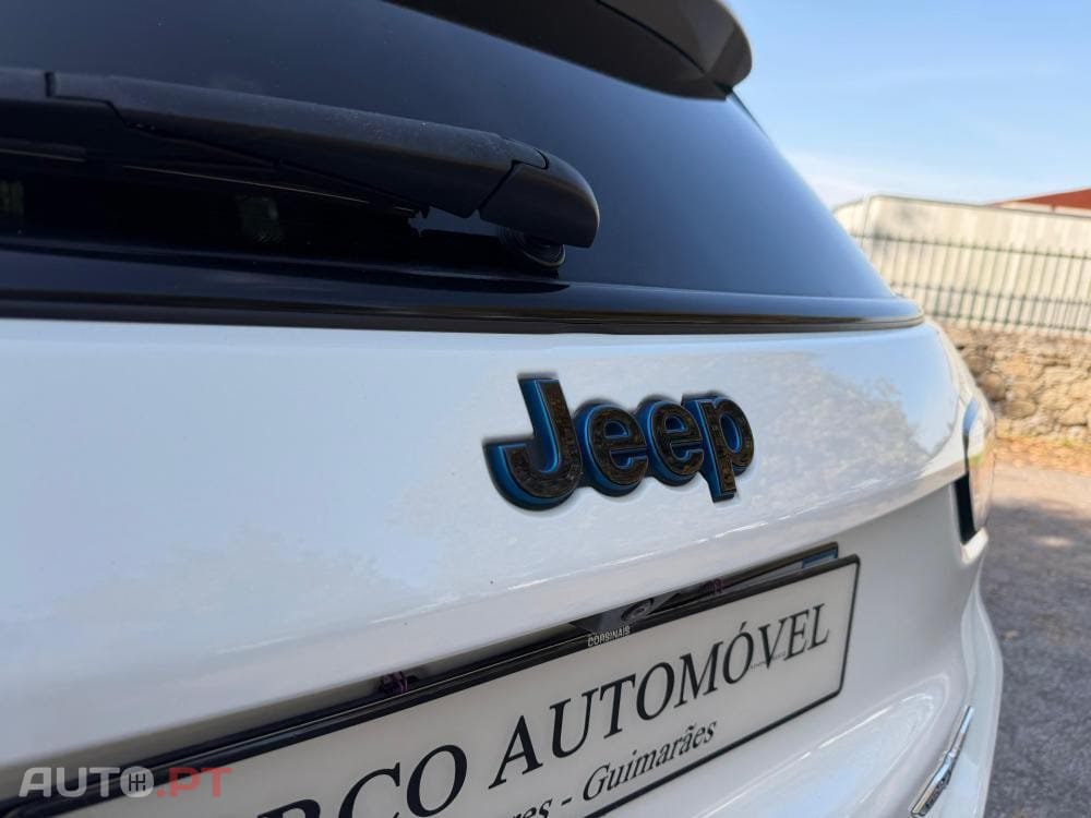 Jeep Compass 1.3 T-GDI 4xe PLUG-IN HYBRID Auto First Edition Urban
