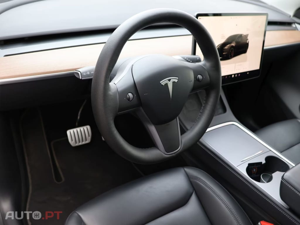 Tesla Model Y Performance Dual Motor AWD I.V.A DEDUTIVEL 