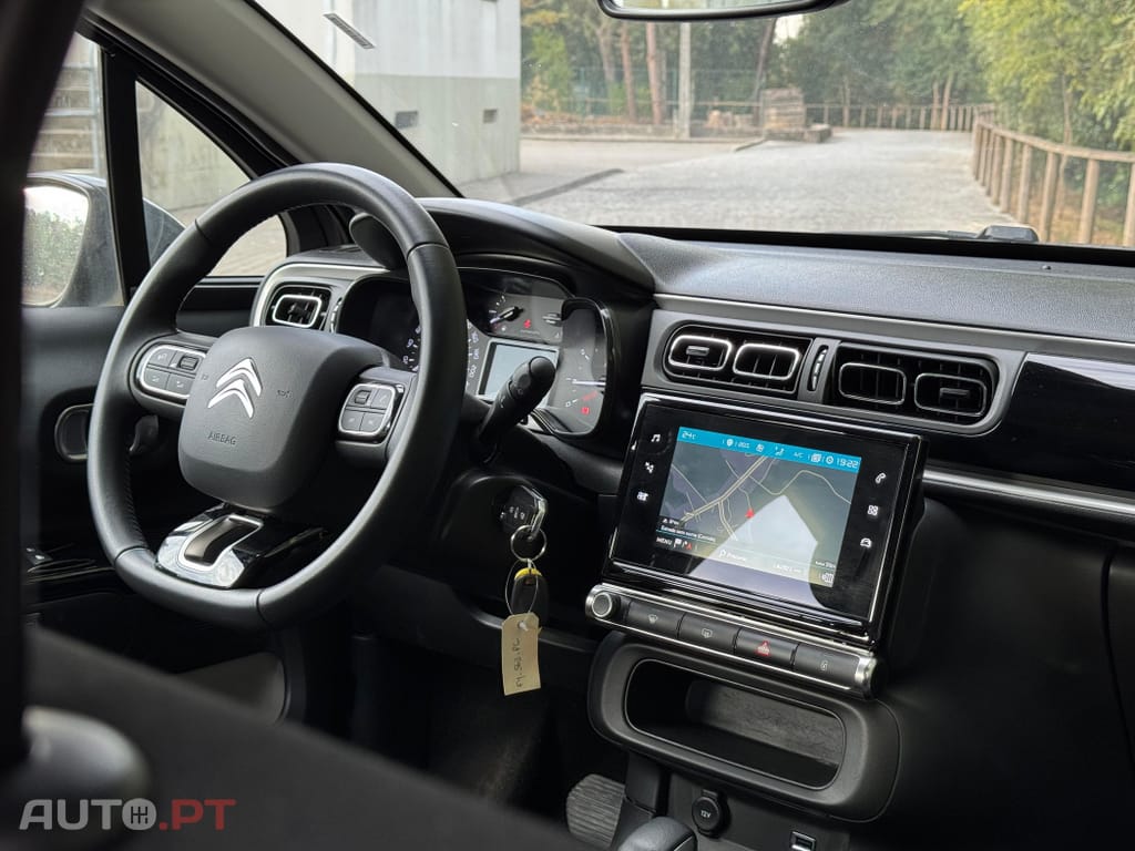 Citroen C3 1.2 PureTech Shine EAT6